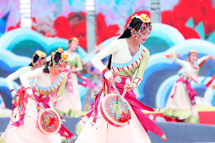 游人追尋的“詩與遠(yuǎn)方”