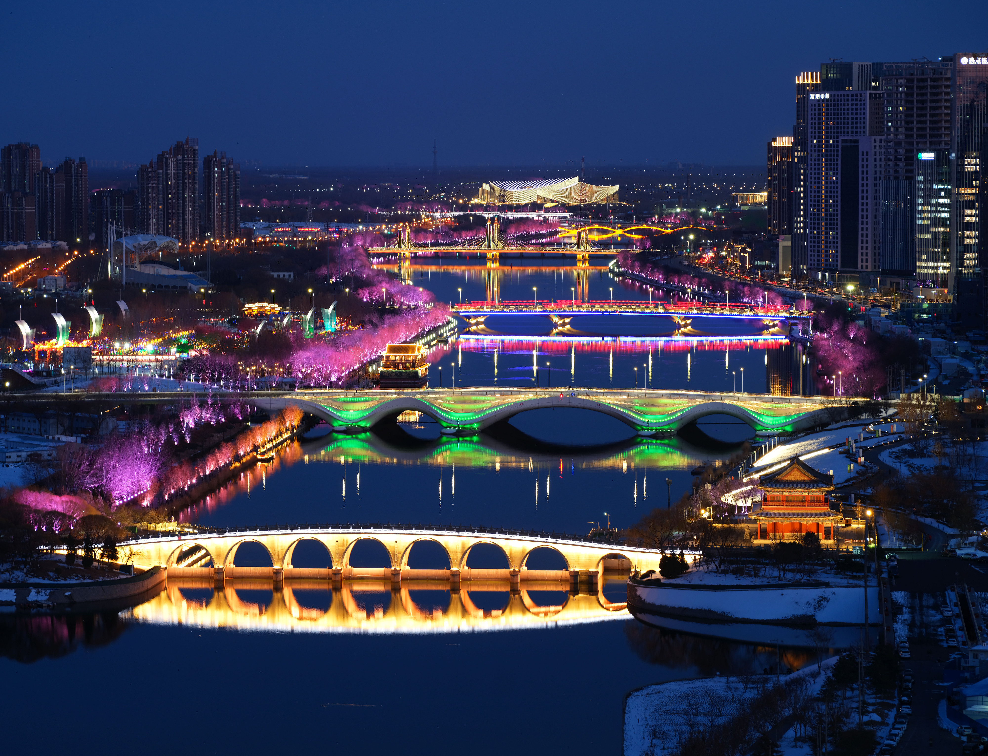 2024年2月22日，京杭大運(yùn)河北京通州段夜景。